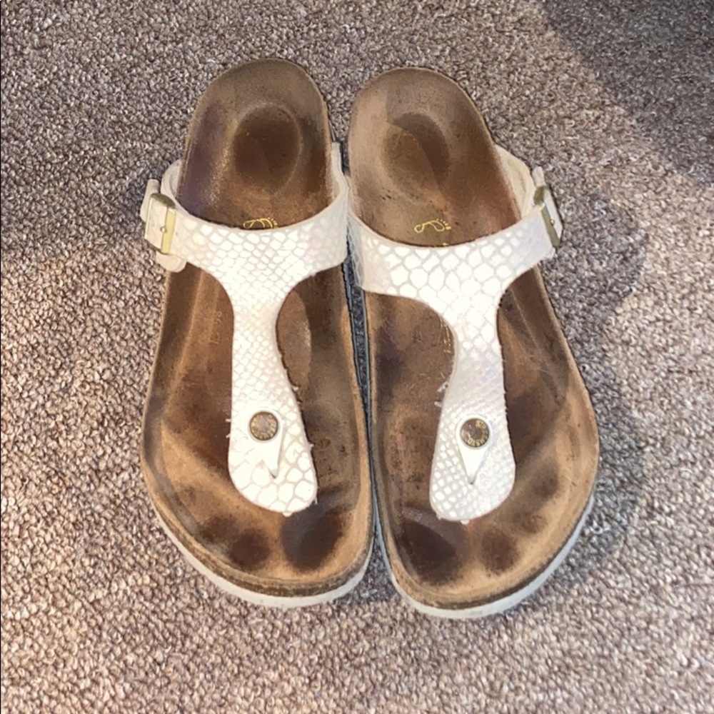 White iridescent Birkenstock’s